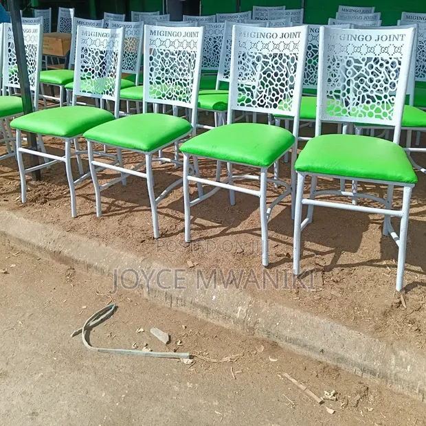 Viti vya Mkahawa Fremu Nyeupe Powder Coated Na Kiti Kijani Chenye Pedi - 1
