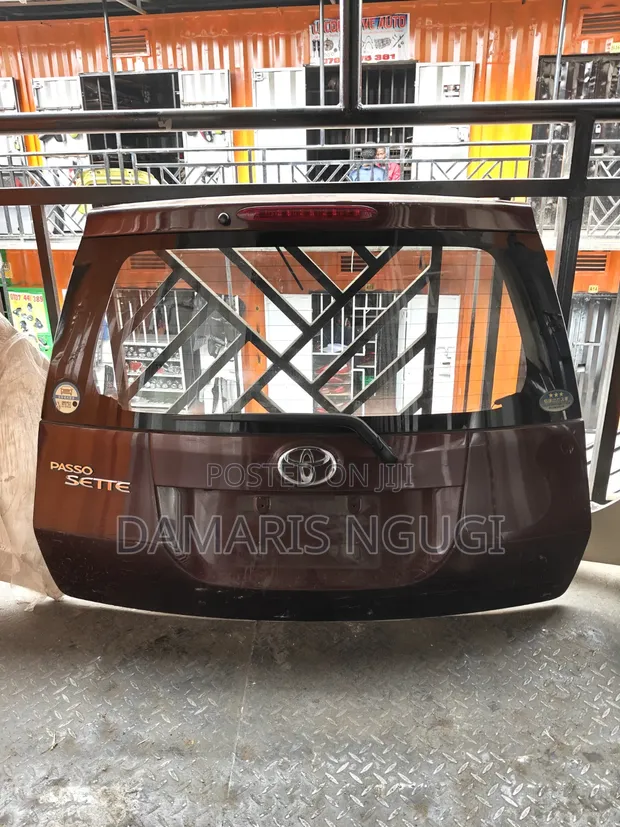 Toyota Passo Sette Boot - Ex Japan - 1