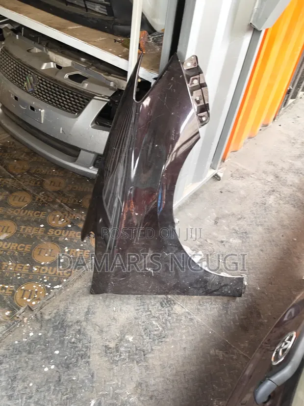 Fenda za Toyota Wish 2012/2013 - 1