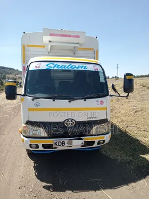 Toyota Dyna 2013 Safi 4000cc Turbo Diesel