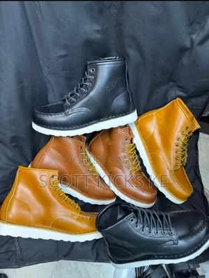 Red Wing Heritage 6-Inch Moc Toe Boot