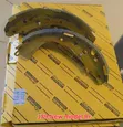 Complete Toyota Brake Shoe Set for Land Cruiser 79 - 2