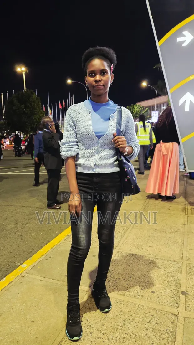 Receptionist CV - Vivian - 1