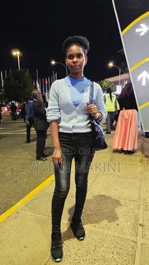 CV ya Mhudumu - Vivian