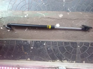 Toyota Caldina Bootshocks/Shock Struts (1990-1999) R/L