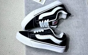 Vans Knu Old Skool Sneakers - Zimeongezwa Tena