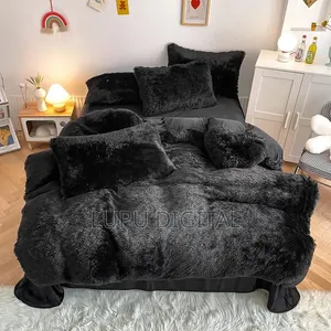 6pc Luxury Velvet Plush Fluffy Duvet Set (6x6/6x7)
