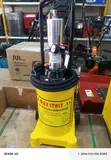 K-Max 12L Air Grease Lubricator Bucket - 1