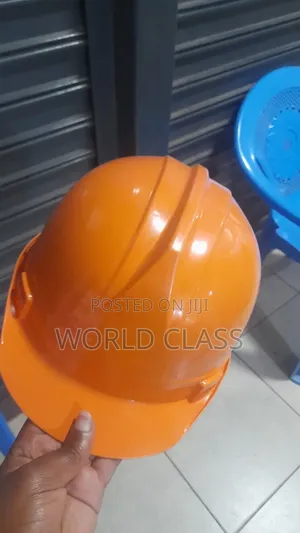 Heavy-Duty Safety Helmet - Total Brand