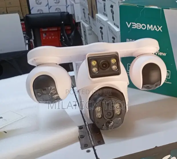 4G Solar Security Camera with 4 Lenses - 1