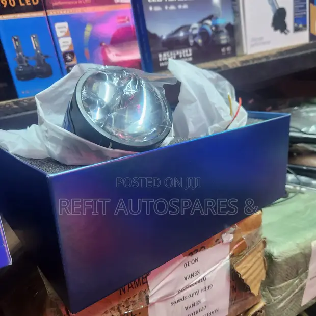 Super Bright Large Lens LED Projector Fog Light Set - 1