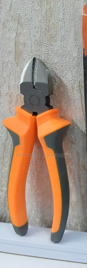 INGCO Hand Cutter - Brand New