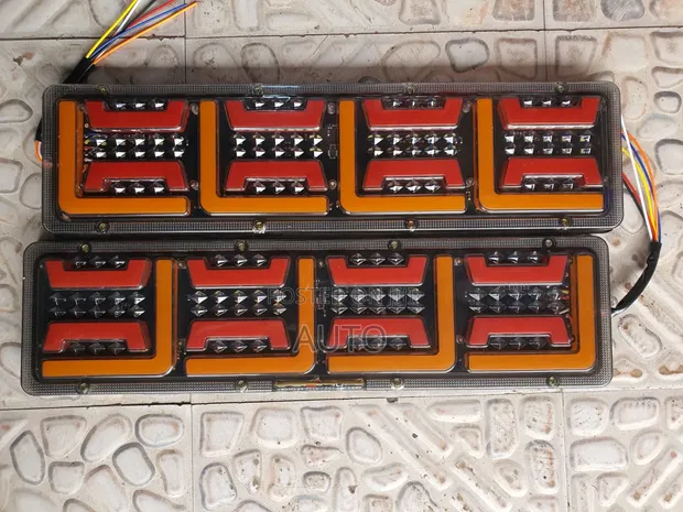24V Truck LED Tail Lights | Heavy Duty Rear Lights - 1
