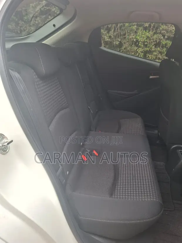 Mazda Demio 2019 White - 1