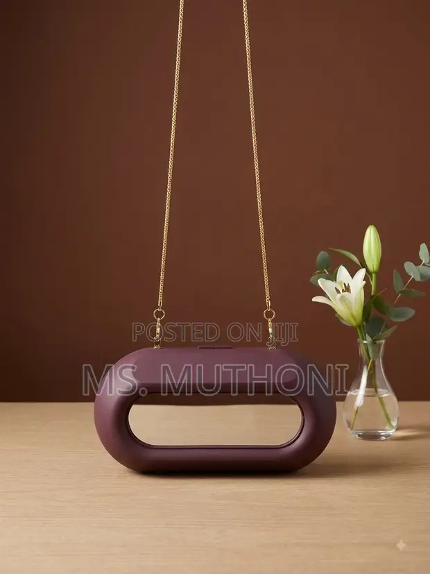 Luxury Oval Cutout Clutch Bag - 1