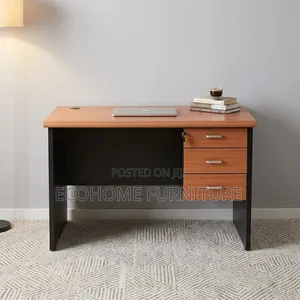 Ofisi ya Executive Desk yenye 3 Drawer Pedestal
