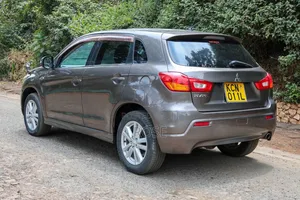 Mitsubishi RVR 2.0 2011 Kahawia