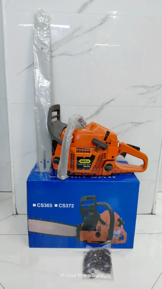 Dera Chainsaw 65cc Petrol Powered - 1