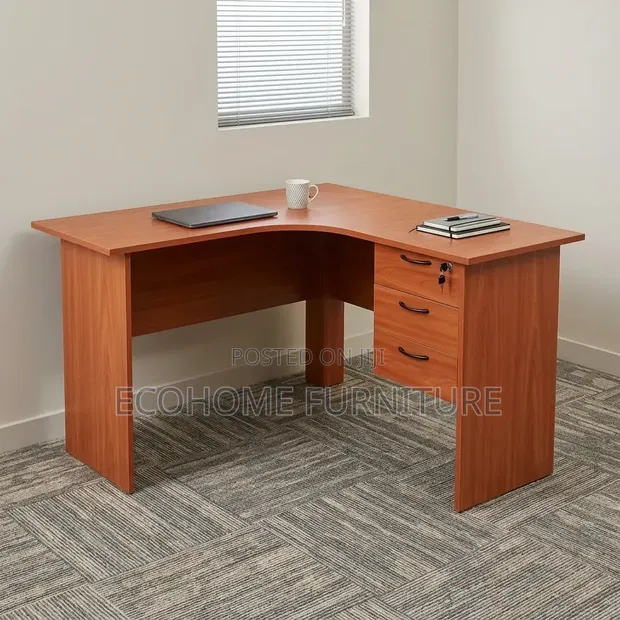 Ofisi ya L-Shape Executive Desk na Drawers - 1