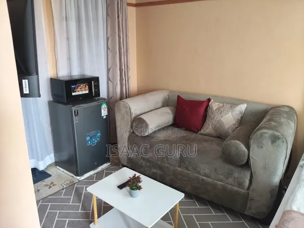 Executive Studio Airbnb in Kamakis - 1
