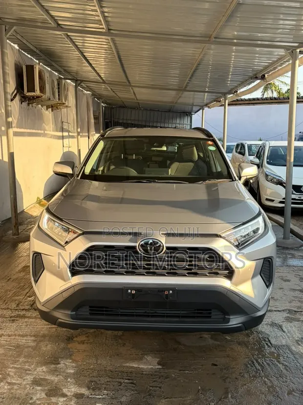 Toyota RAV4 2020 Nyeupe - 1