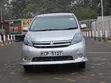Toyota Isis 2010 Silver - 1