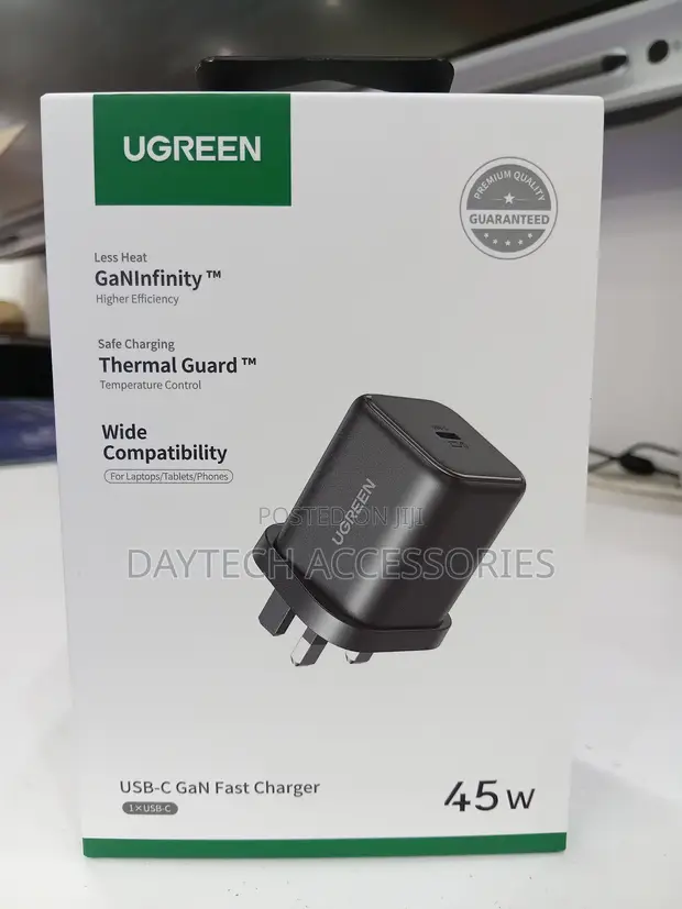 Ugreen 45W USB-C GaN Fast Charger - 1