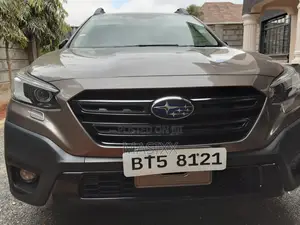 Subaru Outback BT5 1800cc 2022 Brown