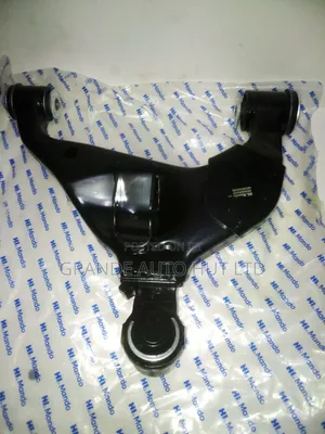 Front Lower Arm Kushoto Toyota Hilux Vigo