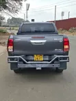 Toyota Hilux 2016 Blue - 4