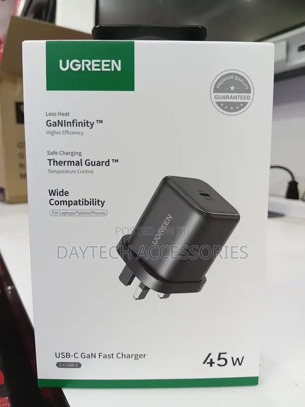 UGREEN X524 45W USB-C GaN Fast Charger - 1
