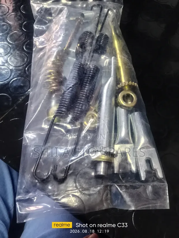 Adjuster Kit for Toyota Hilux Revo - 1