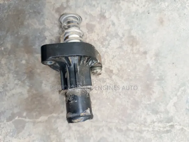 Daihatsu KF Thermostat - 1