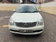 Nissan Bluebird 2010 - 1