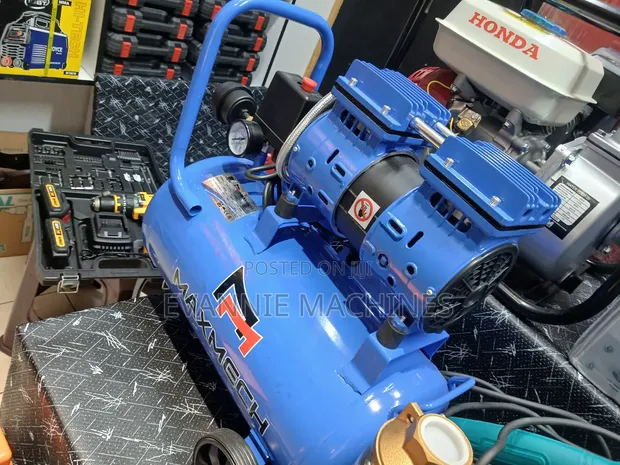 Maxmech Silent Air Compressor 25L - 1