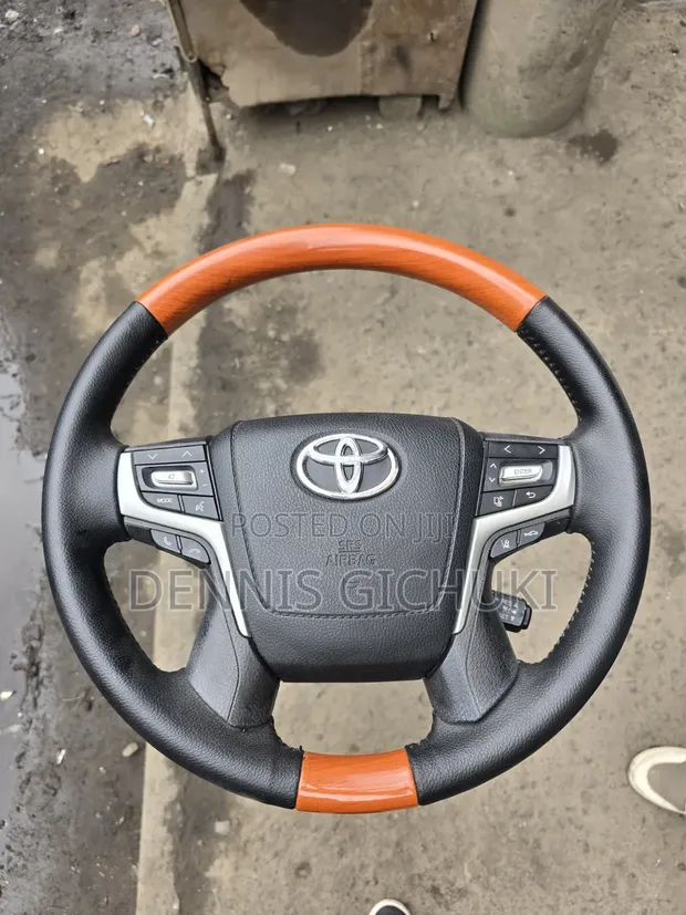 Land Cruiser 200 Series / Prado 165 Steering Wheel (Wood Finish) - 1