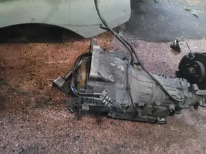 Nissan Vanette Gearbox 2WD