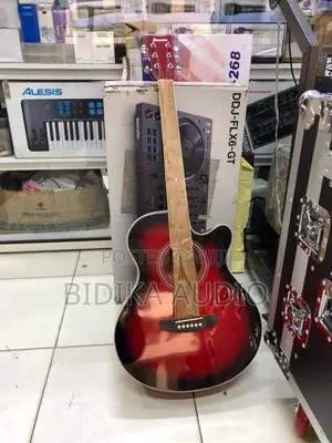 Universal 38" Cutaway Acoustic Guitar - Red Sunburst