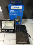 Modi 100W Solar Flood Light ya Nje - 2