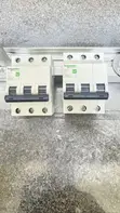 Schneider Easy9 3-Pole 16A MCB - 2