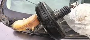 Toyota Auris Master Cylinder na Brake Booster