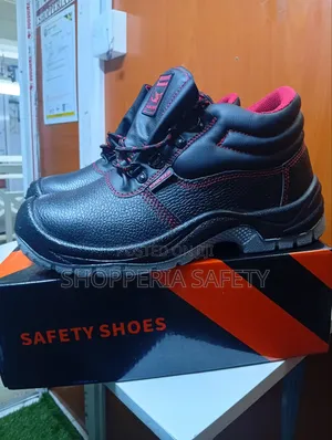 Knicker Safety Boots - Brand New
