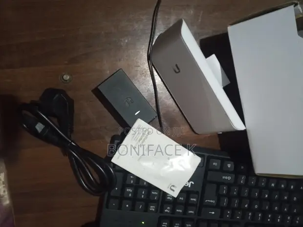 Ubiquiti NanoStation Loco M5 (5GHz Nje AP/Bridge) - 1
