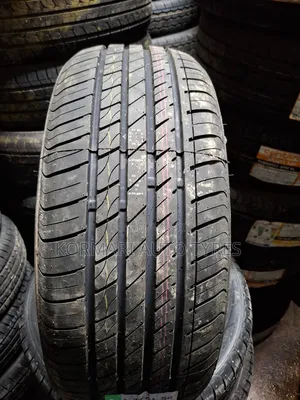 Tairi ya Grenlander 225/50R18