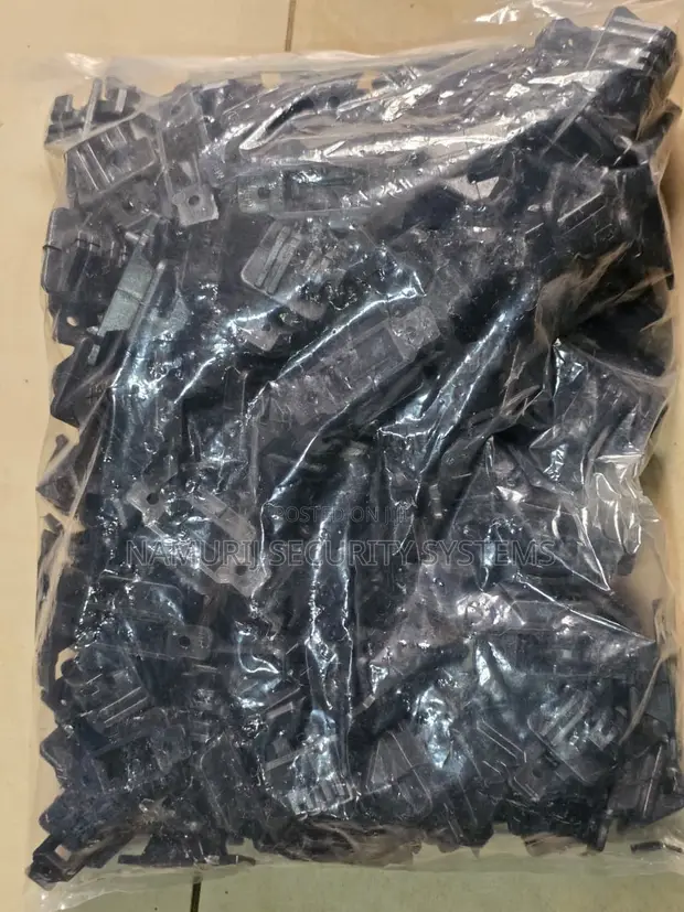 W Insulators - 100 Pieces for Electric Fence - 1