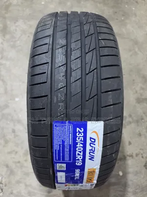 235/40 R19 Durun Tyres (Teknolojia Mpya)