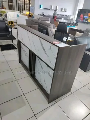 Modern L-Shaped Reception Desk na Marble Finish