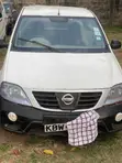 Nissan Pick-Up 2008 White - 1