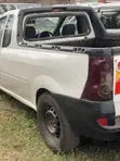 Nissan Pick-Up 2008 White - 5