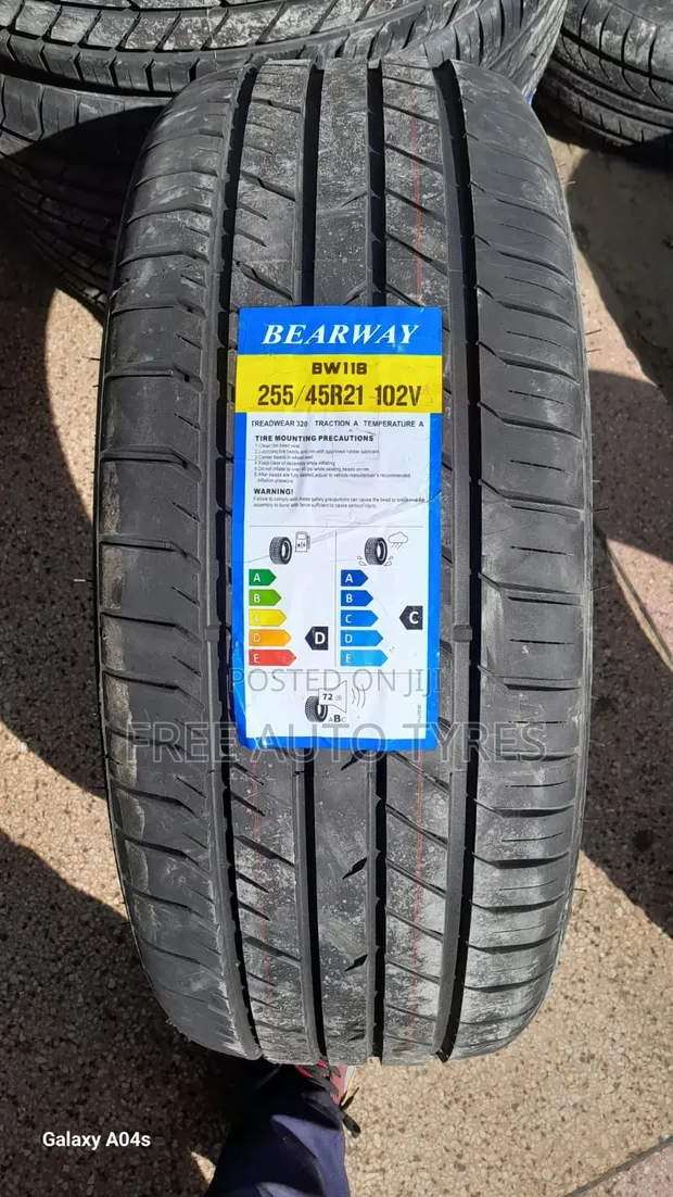 Bearway 255/45R21 Passenger/SUV Tyre - 1